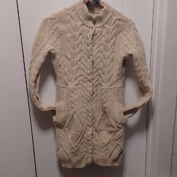 Guinevere Sweaters - Exquisite Cream Knit Guinevere Cardigan Sweater 100% Lamb Wool Winter Wonderland